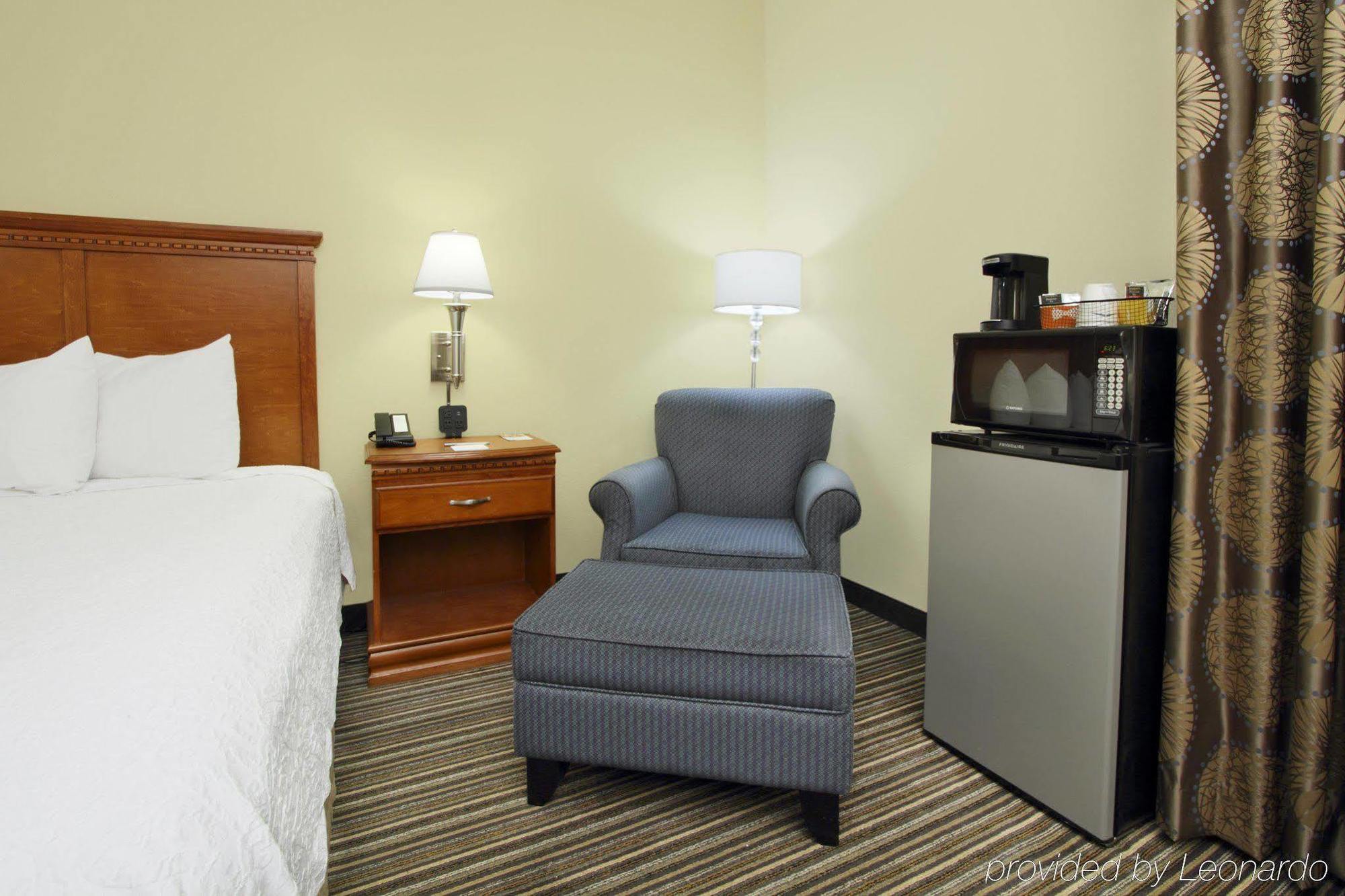 Hampton Inn Ashtabula Austinburg Экстерьер фото